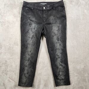 Chico's Platinum Ultimate Fit Black Lace Floral Pattern Straight Leg Jeans W38